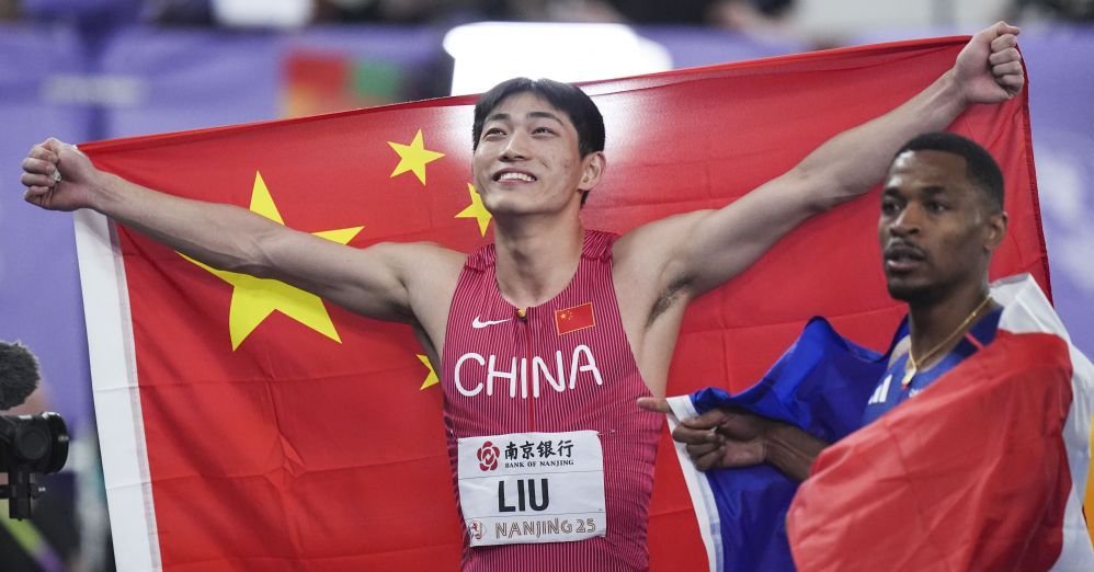 东契奇38+11詹姆斯10分 湖人负太阳7连胜被终结